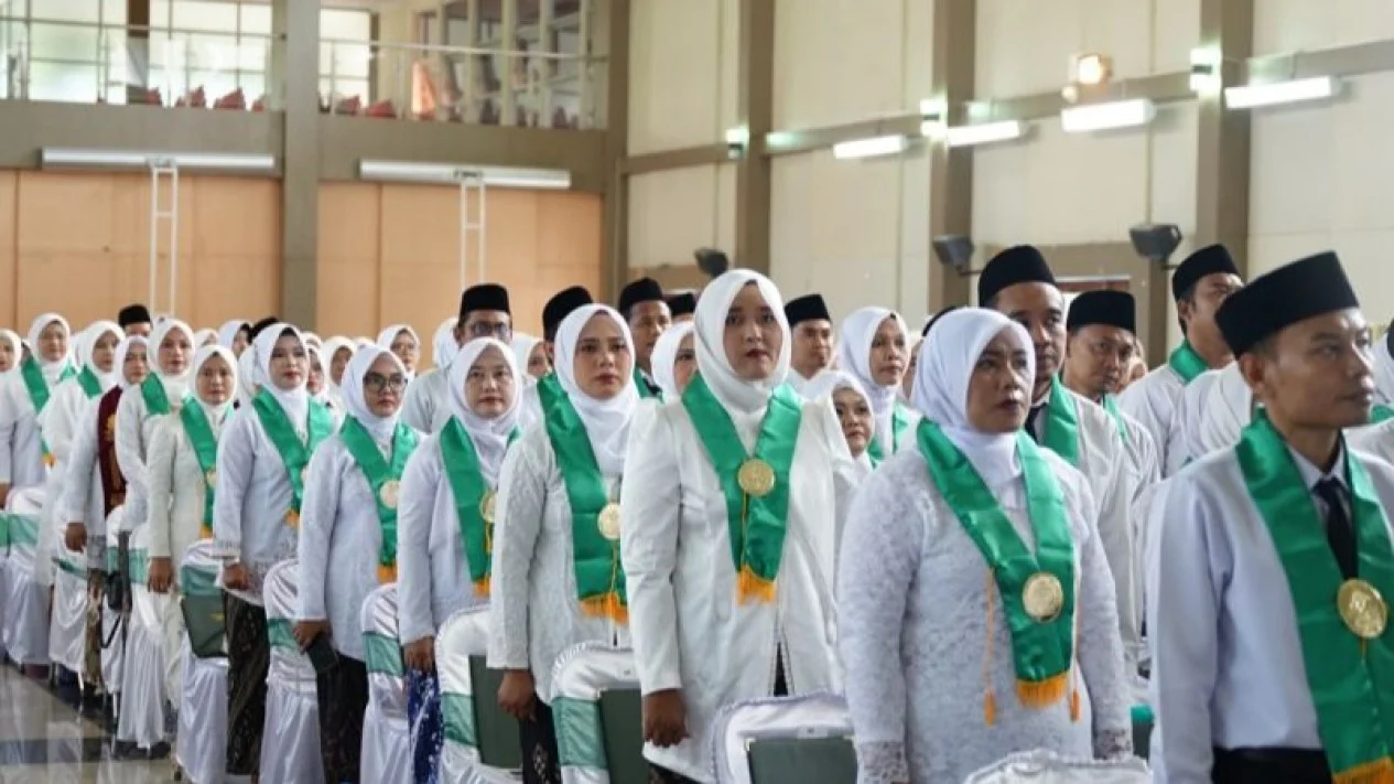 ppg tahap 2 - ilustrasi berita Kemendikdasmen Panggil 60.896 Guru untuk Ikuti PPG Tahap 2