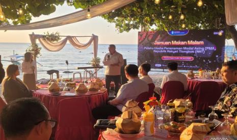 komunikasi investasi - ilustrasi berita Pemkab Situbondo Gelar Jamuan Makan untuk Investor RRT guna Perkuat Komunikasi…
