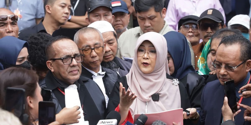 produk jurnalistik - ilustrasi berita Tim Advokasi: Penyertaan Produk Jurnalistik ke Dakwaan Dokter Tifa Terlalu Gegabah