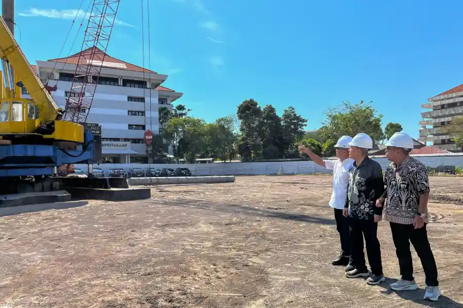 ubaya tower - ilustrasi berita Ubaya Resmikan Peletakan Batu Pertama untuk Ubaya Tower dan Gedung Baru FBE