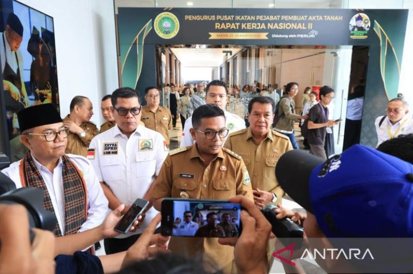 ekosistem pertanahan - ilustrasi berita Banten Tegaskan Kesiapan Gabung Ekosistem Pertanahan Modern Terintegrasi