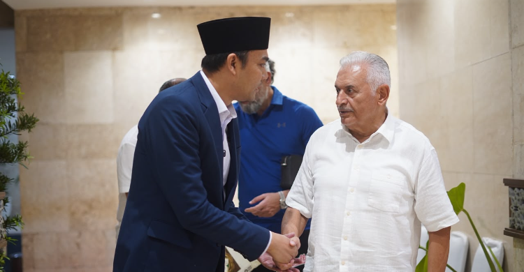 visi prabowo - ilustrasi berita Gugun Gumilar dan Binali Yıldırım Diskusikan Visi Prabowo untuk Pendidikan di Istiqlal