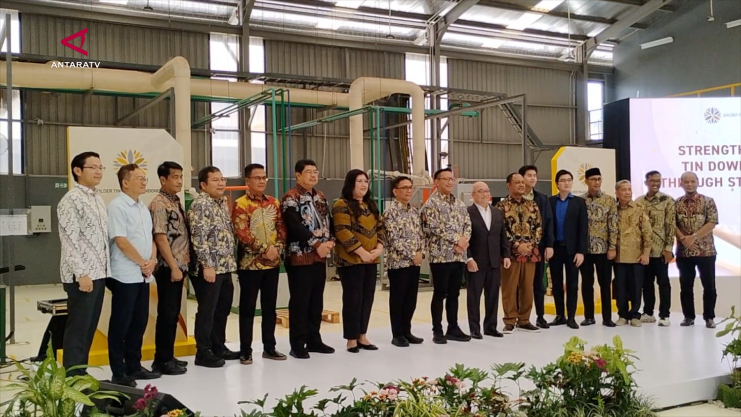 hilirisasi timah batam - ilustrasi berita Kolaborasi STANIA dan Asahi Diharap Perkuat Hilirisasi Timah Batam